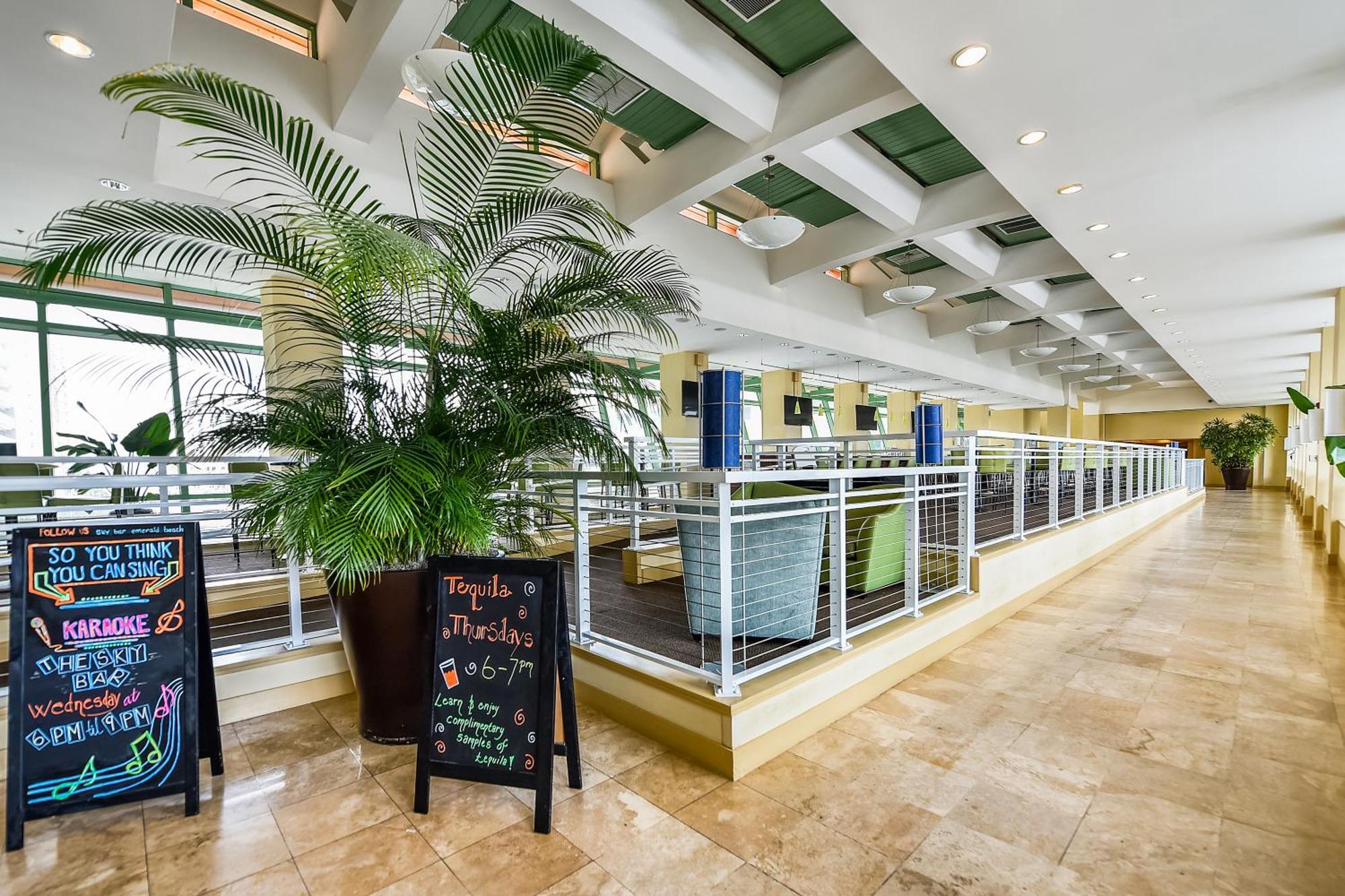 Emerald Beach #1426 By Book That Condo Panama Stadt Exterior foto
